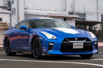 Nissan GT R 50th Anniversary Edition 360x240