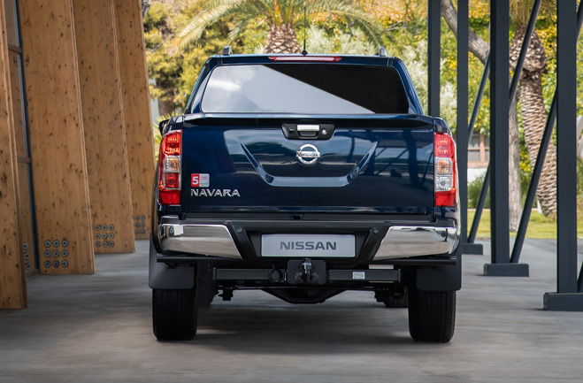 Nissan Navara Double Cab 2