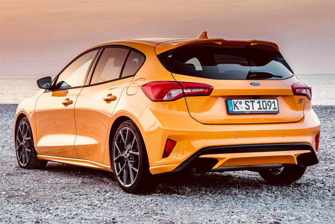 Ford Focus ST 2019 3