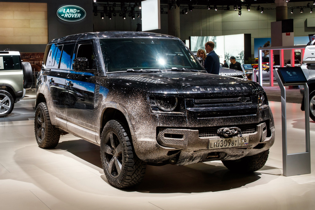 Land-Rover-Defender-LA-2019