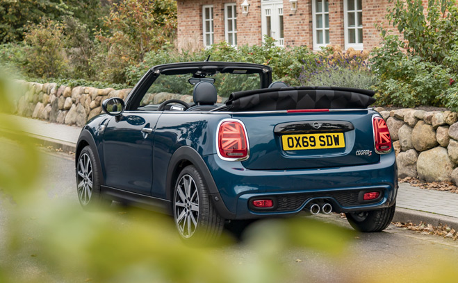 MINI Cabrio 2020 17