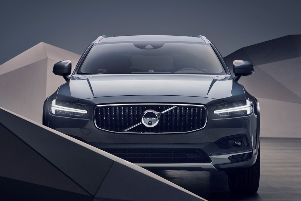 Volvo-S90-2020