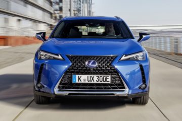 Lexus-UX-300e