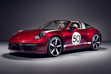 Porsche 911 Targa 4S 360x240