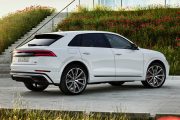 Audi Q8 TFSI E Quattro 20 180x120