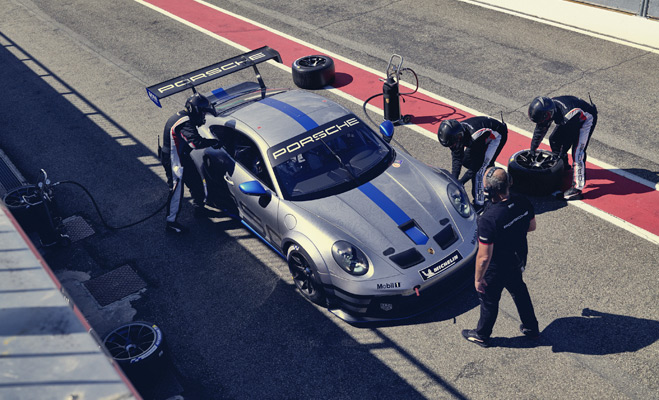 Porsche 911 GT3 Cup 12