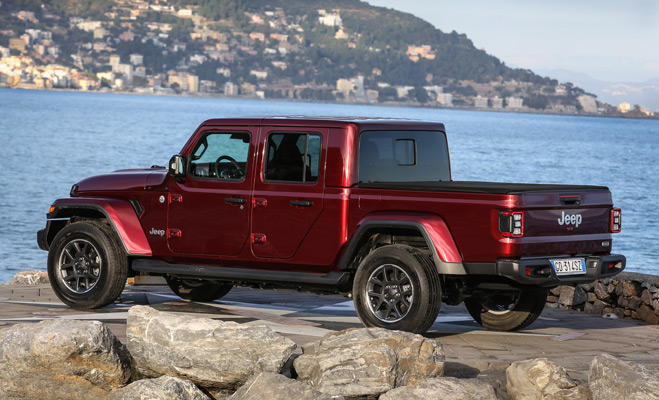 Jeep Gladiator Overland 13