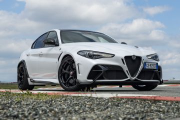 Alfa-Romeo-Giulia-GTA-2021