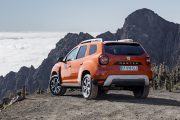 Dacia Duster 2021 3 180x120