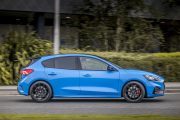 Ford Focus ST Edition 2021 11 180x120