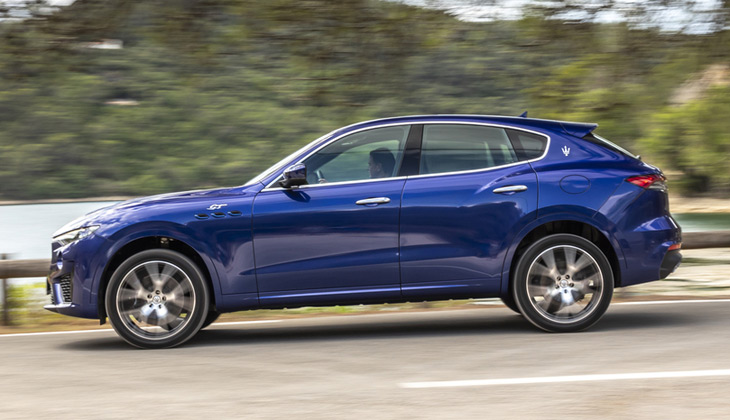 Maserati Levante Hybrid 8