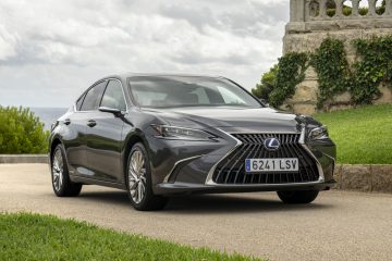Lexus ES 2021 360x240