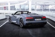 Audi R8 V10 Performance RWD 3 180x120