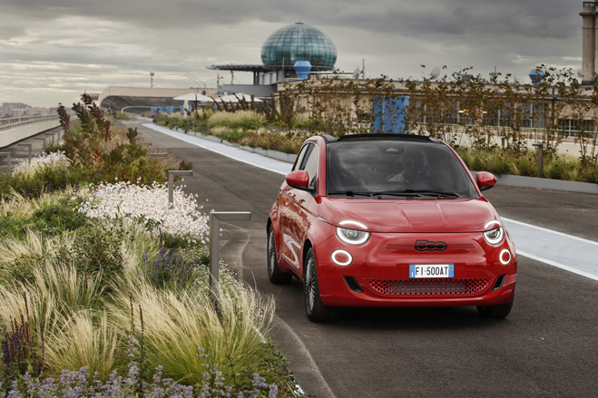 Fiat 500 RED 4