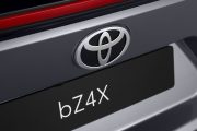Toyota BZ4X 5 180x120