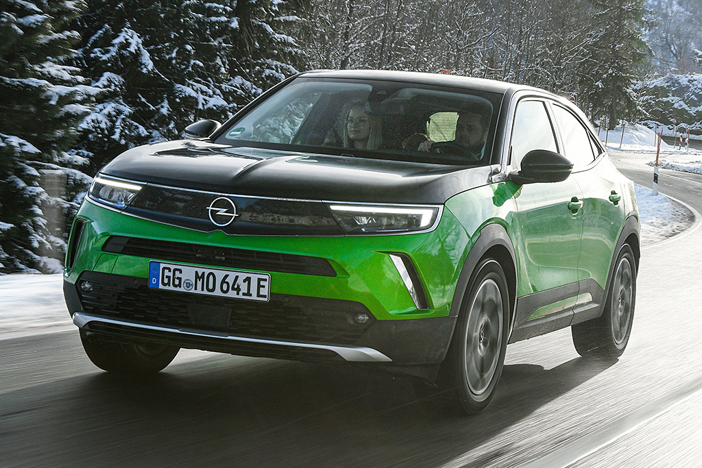 Opel-Mokka-e-Winter-2022