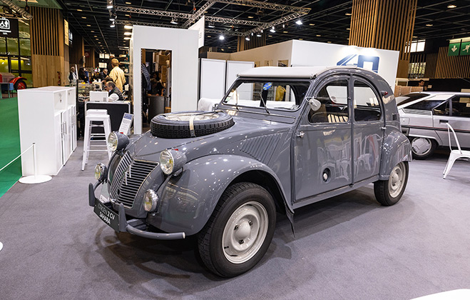 Retromobile 2022 Citroen 2CV Sahara 1