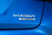 Nissan Juke Hybrid 2022 14 180x120