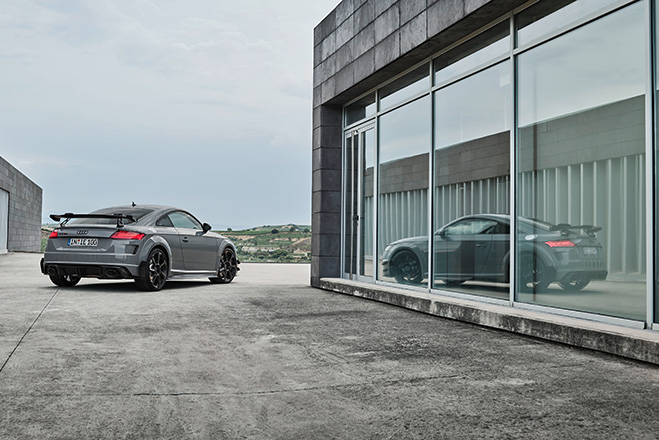 Audi TT RS Coupe Iconic Edition 13