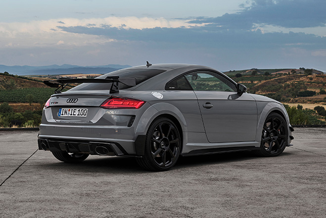 Audi TT RS Coupe Iconic Edition 8