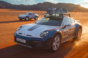 Porsche 911 Dakar 180x120