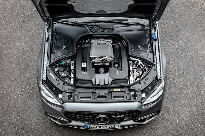 Mercedes AMG S 63e Performance 21