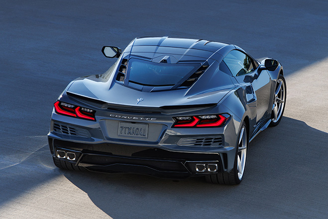 Chevrolet Corvette E Ray 2023 5