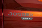 Dacia Jogger HYBRID 140 Terracotta Brown 6 180x120