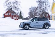 MINI CooperS Countryman ALL4 Untamed Edition 2 180x120
