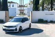 Opel Astra GSe 2023 1 180x120