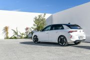 Opel Astra GSe 2023 3 180x120
