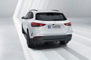 Mercedes Benz GLA 2023 3 180x120