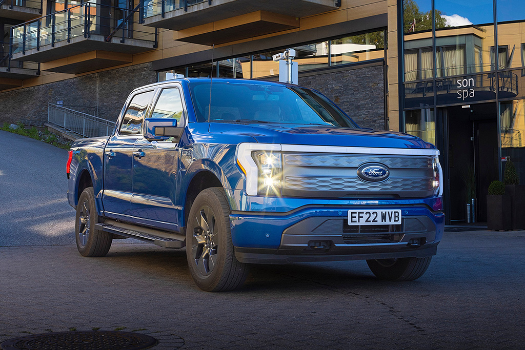 Ford-F150-Lightning-Europe-2023