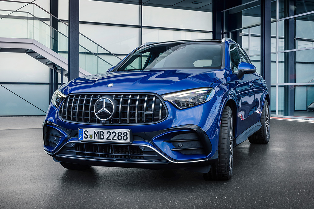 Mercedes-AMG-GLC-SUV-2023