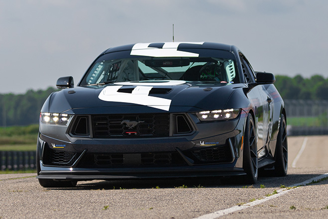 Ford Performance Mustang Dark Horse R 9