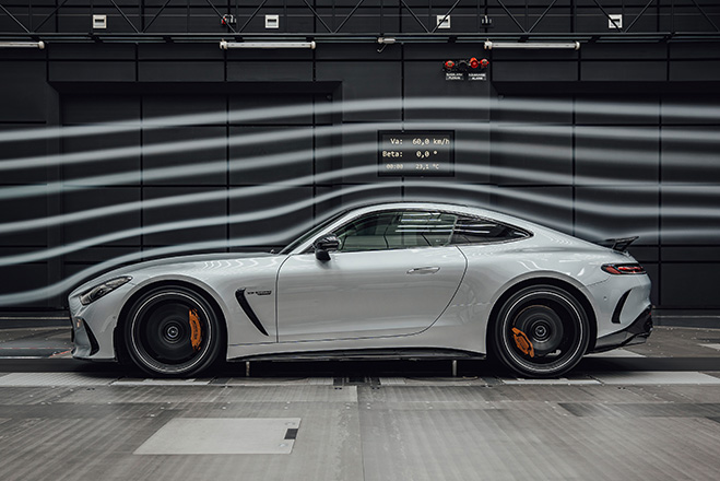 Mercedes AMG GT Coupe 2024 16