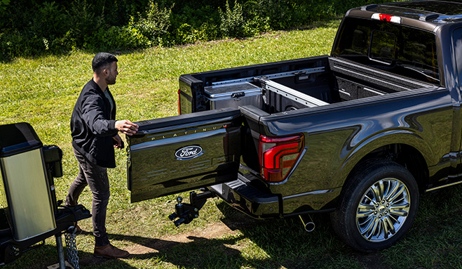 Ford F 150 2024 Pro Access Tailgate 1