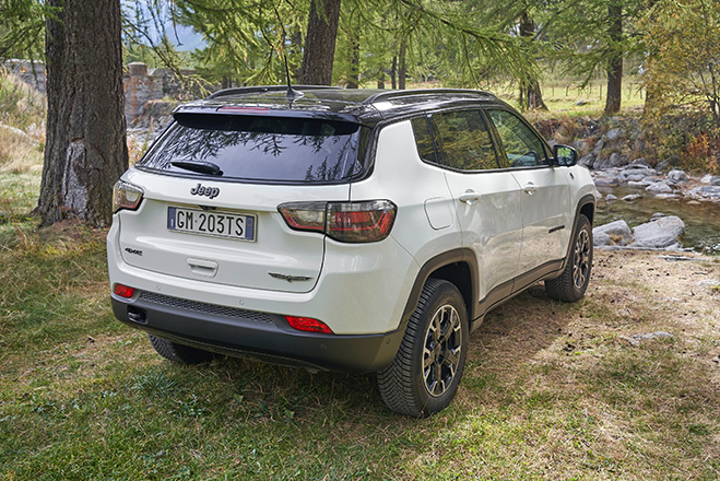 Jeep Compass 4xe 11