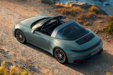 Porsche 911 Targa 4S 2025 3 360x240