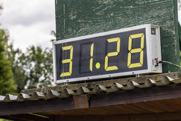 Porsche Cayenne Electric 2025 1 360x240