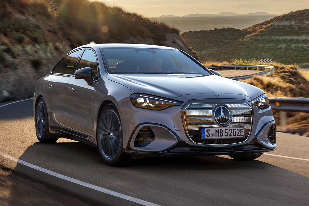 Mercedes-Benz-Klasa-C-Electric-2026