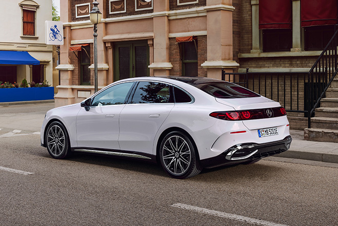 Mercedes Benz Klasa C Electric 2026 21