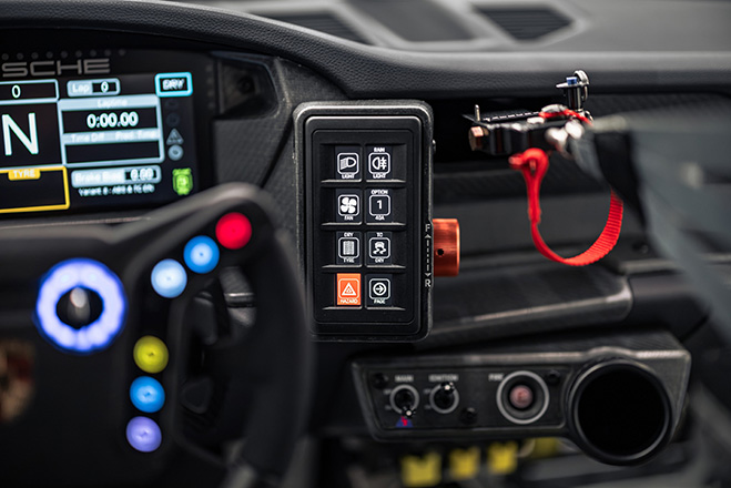 Porsche 911 GT4 R 2027 5