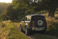 Land Rover Defender 90 Hard Top SE D250 3,0 D (250 KM) A8 (2)