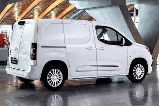 Toyota ProAce City 1,2 D-4T (110 KM) M6 (3)