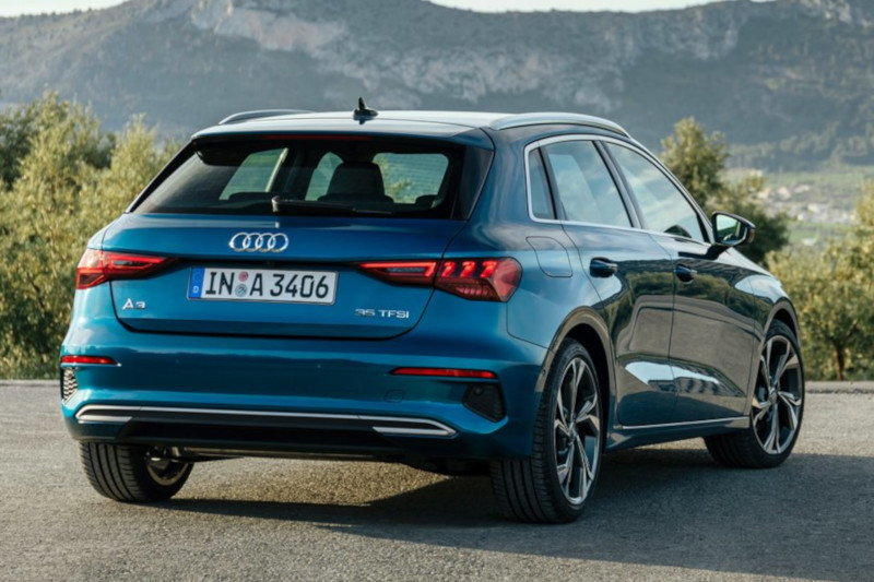 Audi A3 Sportback Base 30 TDI (116 KM) M6 2023 cena, dane techniczne