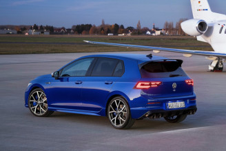 Volkswagen Golf R 2,0 TSI 4Motion (320 KM) A7 DSG (2)