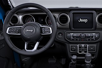 Jeep Gladiator 3,0 V6 MultiJet Selec-Trac Full Time (264 KM) A8 (2)