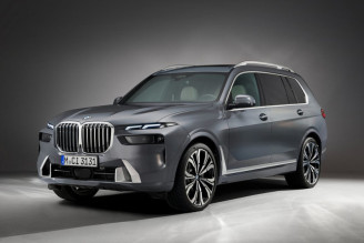 BMW X7 40i xDrive (381 KM) A8 Steptronic (0)