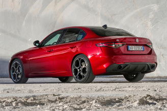 Alfa Romeo Giulia 2,2 JTDM Q2 (160 KM) A8 (2)